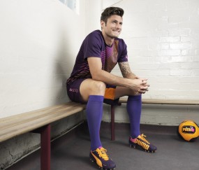 开云官方平台-孔德一锤定音，阿根廷强势攻克挪威冰川防线