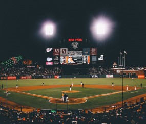 开云官网-从拉沃尔杯的绝地反击到美网的涅槃重生，西西帕斯如何用火热状态重写命运剧本